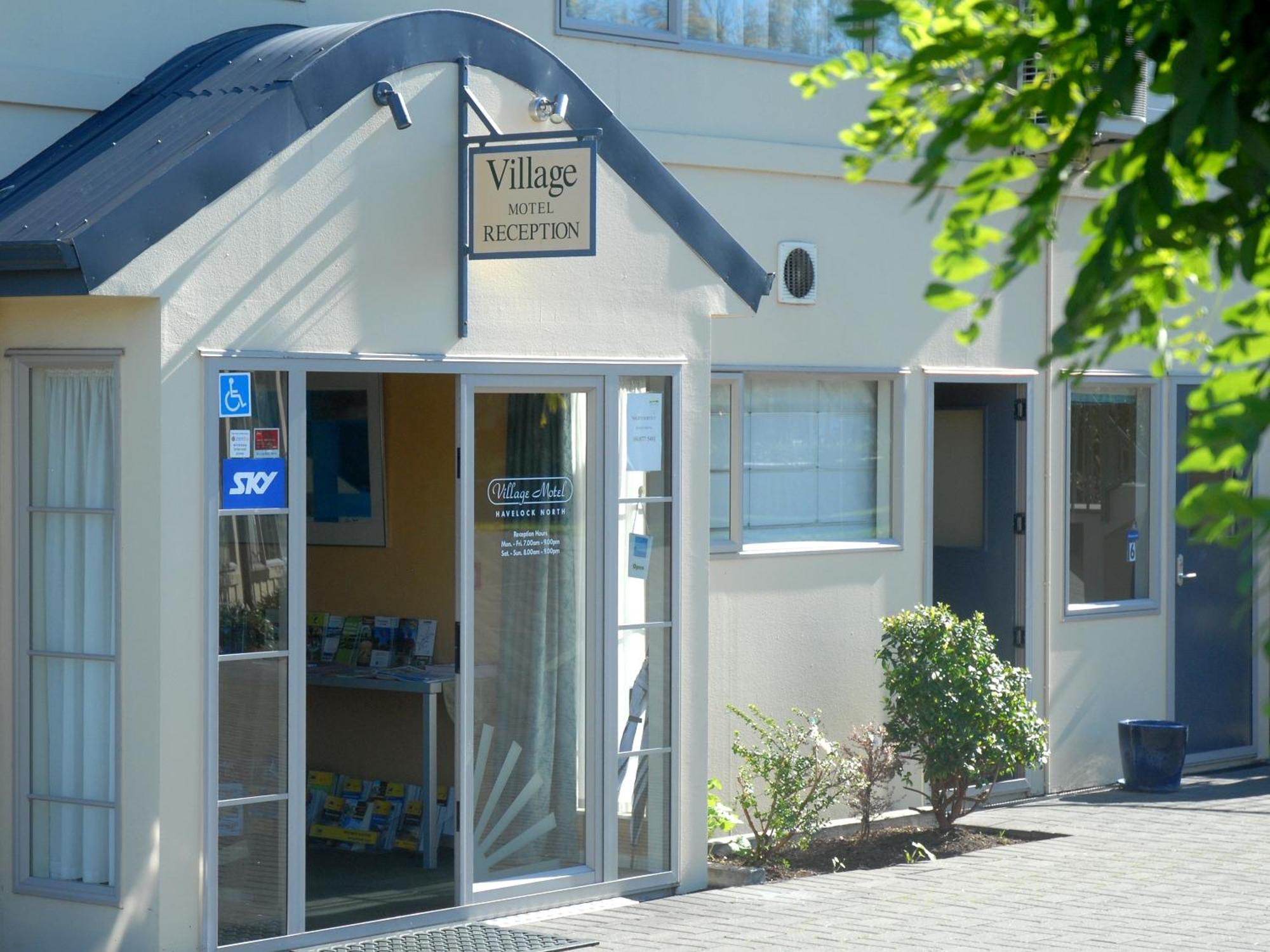 Village Motel Havelock North Exterior photo